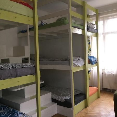 Chichilli Hostel Wiedeń Zewnętrze zdjęcie