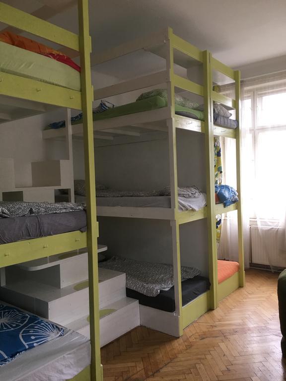 Chichilli Hostel Wiedeń Zewnętrze zdjęcie