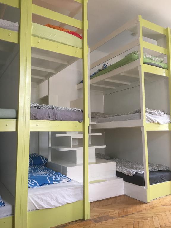 Chichilli Hostel Wiedeń Zewnętrze zdjęcie